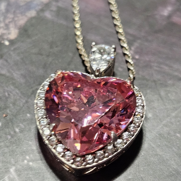 925 Sterling Silver Jewelry - Radiant Pink Heart Necklace with Sparkling Accents 925 Silver